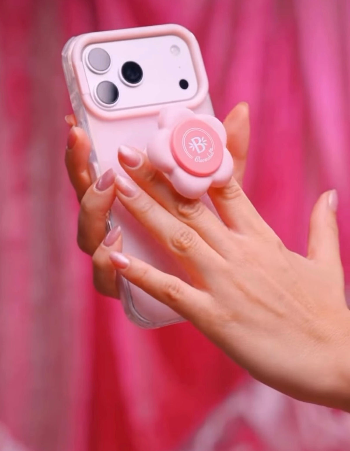 BLOOM POCKET KISS